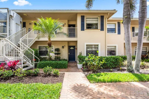Property Slideshow image 3 of 38 | 34 stratford ln c, Boynton Beach, FL, 33436