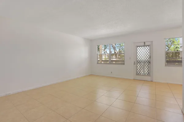 Property Slideshow image 3 of 34 | 3034 oakridge d, Deerfield Beach, FL, 33442