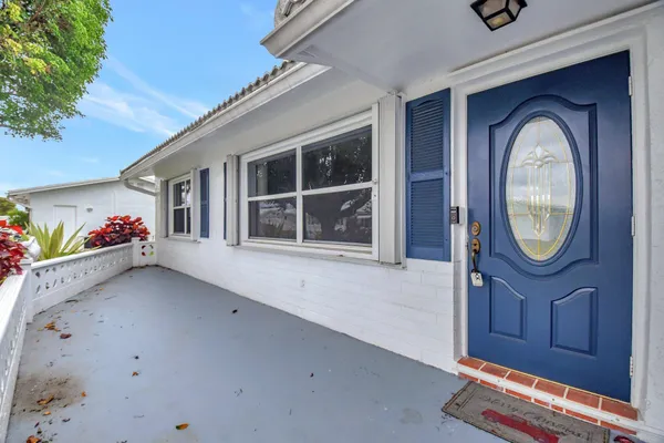 Property Slideshow image 3 of 48 | 1902 sw 22nd ave, Boynton Beach, FL, 33426