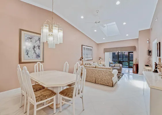Property Slideshow image 2 of 47 | 6069 sunny pointe cir, Delray Beach, FL, 33484