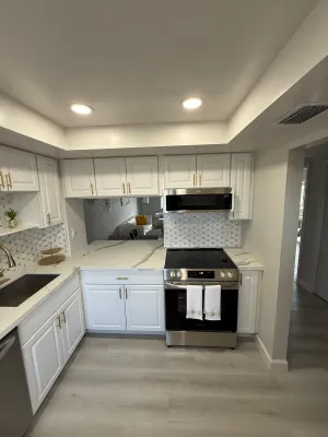 Property Slideshow image 3 of 15 | 9810 marina blvd apt 1115, Boca Raton, FL, 33428