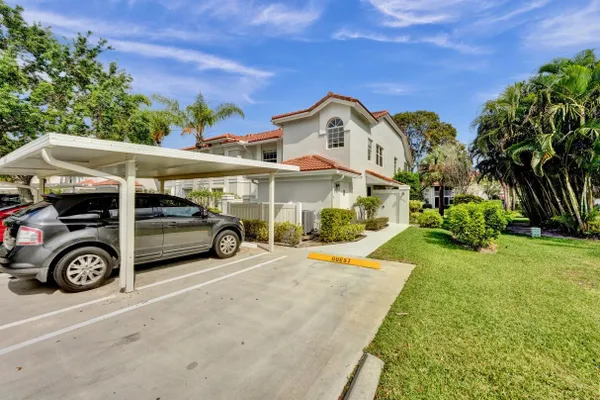 Property Slideshow image 3 of 62 | 7669 springwater pl 202, Boynton Beach, FL, 33437