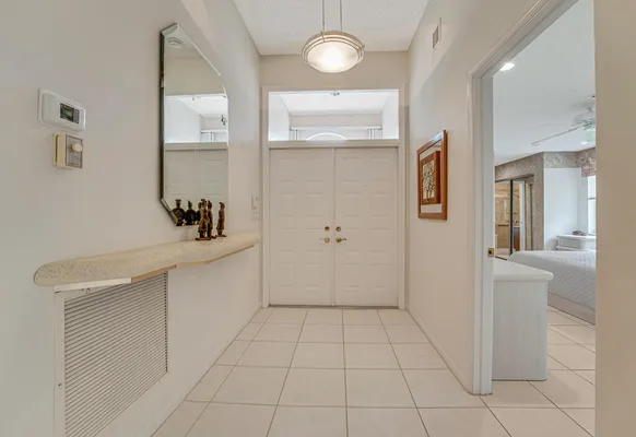 Property Slideshow image 3 of 58 | 9870 harbour lake cir, Boynton Beach, FL, 33437