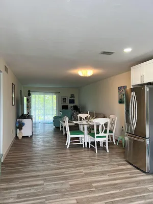 Property Slideshow image 3 of 11 | 323 leeward ln apt 204, Fort Pierce, FL, 34949