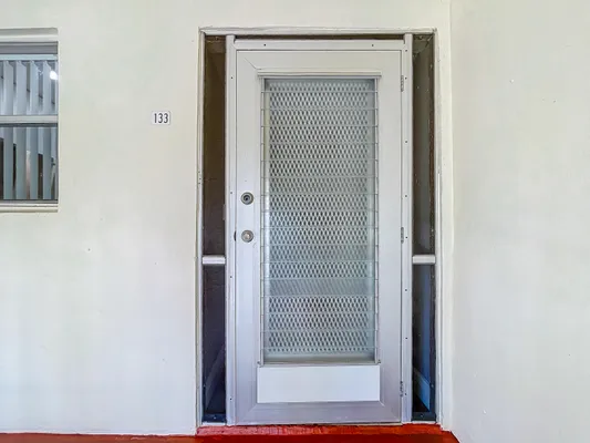 Property Slideshow image 3 of 48 | 133 lake evelyn dr, West Palm Beach, FL, 33411