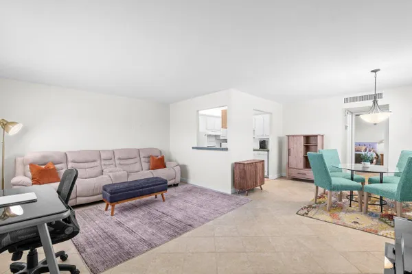 Property Slideshow image 3 of 16 | 266 seville l, Delray Beach, FL, 33446