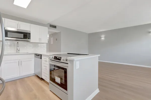 Property Slideshow image 3 of 74 | 296 fanshaw h, Boca Raton, FL, 33434