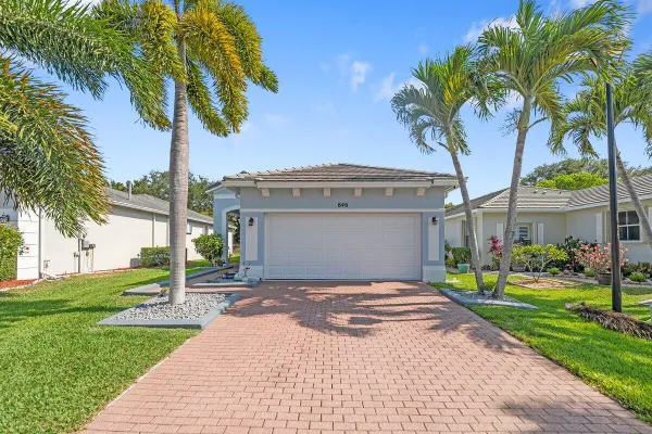 Property Slideshow image 2 of 36 | 846 sw rocky bayou ter, Port Saint Lucie, FL, 34986