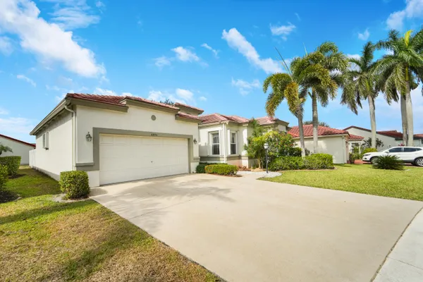 Property Slideshow image 3 of 42 | 8490 lake cypress rd, Lake Worth, FL, 33467