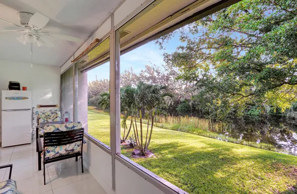 Property Slideshow image 2 of 26 | 130 lake meryl dr apt 226, West Palm Beach, FL, 33411