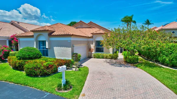 Property Slideshow image 2 of 22 | 6179 evian pl, Boynton Beach, FL, 33437