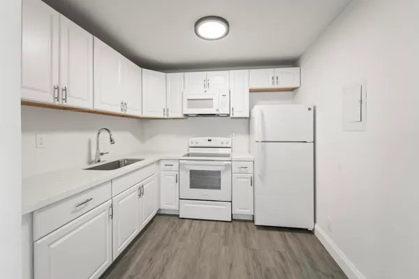 Property Slideshow image 2 of 58 | 938 normandy t # 938, Delray Beach, FL, 33484