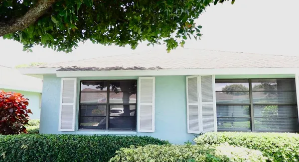 Property Slideshow image 2 of 20 | 9740 pecan tree dr a, Boynton Beach, FL, 33436