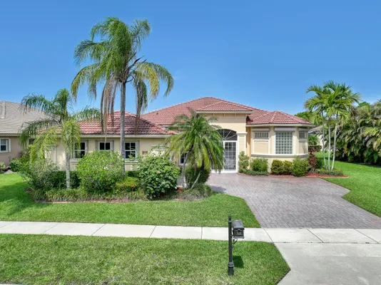 Property Slideshow image 2 of 89 | 9466 lantern bay cir, West Palm Beach, FL, 33411