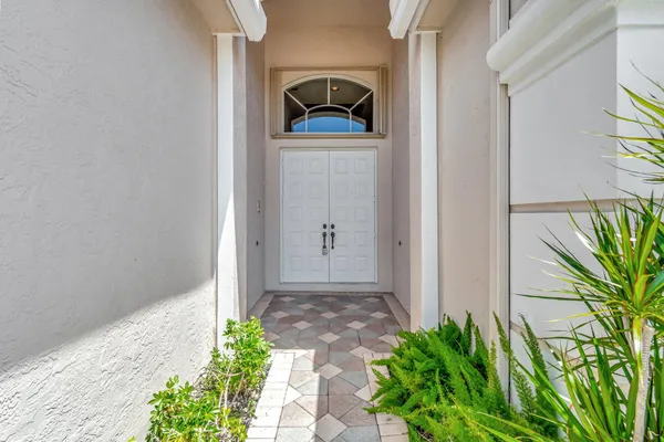 Property Slideshow image 3 of 100 | 6943 fairway lakes dr, Boynton Beach, FL, 33472