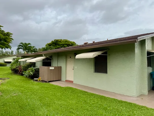 Property Slideshow image 3 of 20 | 1710 palmland dr, Boynton Beach, FL, 33436