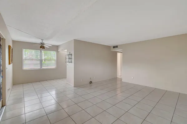Property Slideshow image 2 of 91 | 393 fanshaw j, Boca Raton, FL, 33434