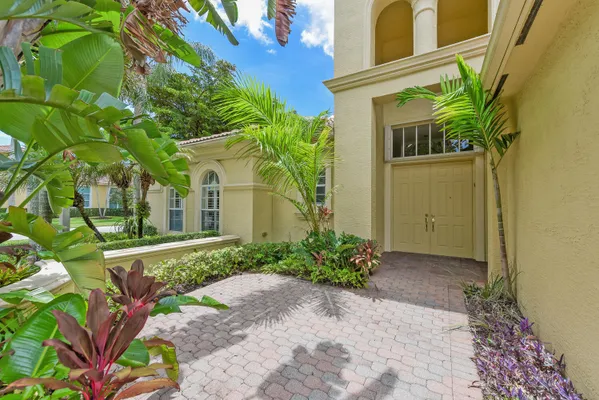 Property Slideshow image 3 of 55 | 9724 via grandezza, Wellington, FL, 33411