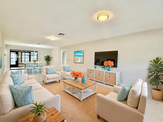 Property Slideshow image 3 of 11 | 9890 pecan tree dr b, Boynton Beach, FL, 33436