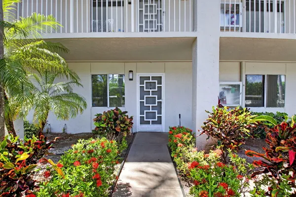 Property Slideshow image 3 of 74 | 6112 huntwick ter 106, Delray Beach, FL, 33484