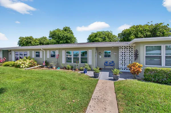 Property Slideshow image 3 of 55 | 260 high point blvd c, Boynton Beach, FL, 33435