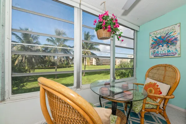 Property Slideshow image 3 of 42 | 230 ne 26th ave apt 213, Boynton Beach, FL, 33435