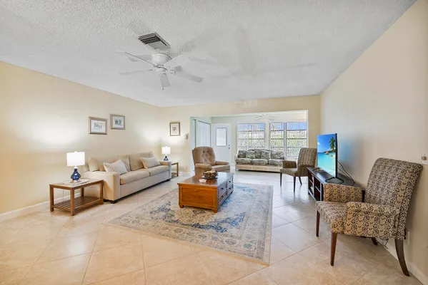 Property Slideshow image 3 of 27 | 5222 privet pl b, Delray Beach, FL, 33484
