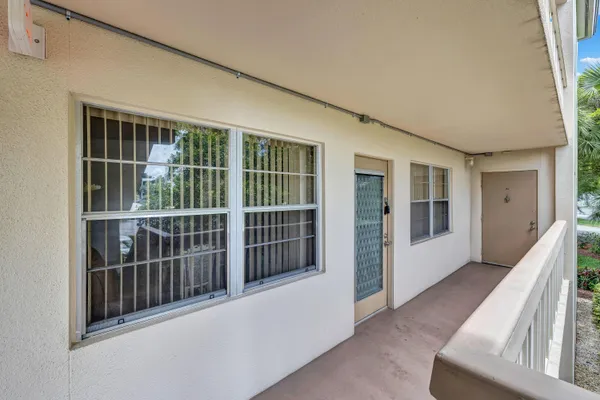 Property Slideshow image 3 of 18 | 1902 bermuda cir l2, Coconut Creek, FL, 33066
