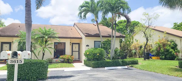 Property Slideshow image 2 of 16 | 3615 crab apple trl c, Lake Worth, FL, 33467