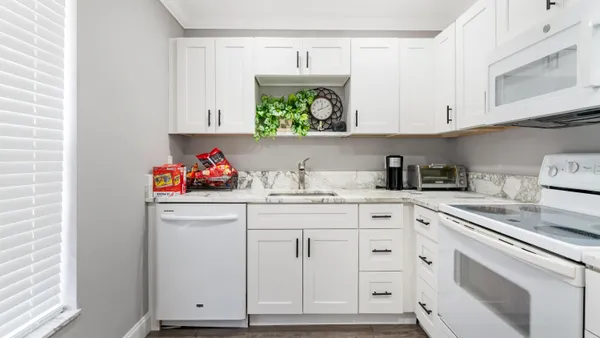 Property Slideshow image 3 of 25 | 871 worcester ln, Lake Worth, FL, 33467