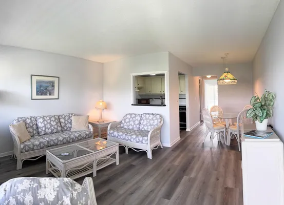 Property Slideshow image 3 of 38 | 880 horizons 211, Boynton Beach, FL, 33435