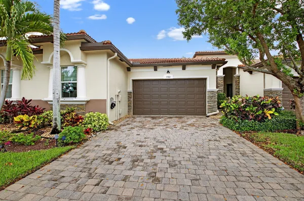 Property Slideshow image 2 of 75 | 7701 la zagara pl, Delray Beach, FL, 33446