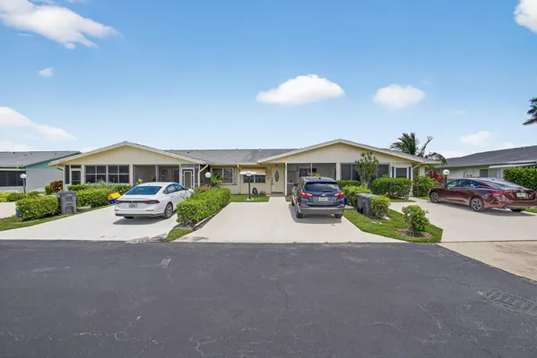 Property Slideshow image 2 of 45 | 3426 theo way, West Palm Beach, FL, 33417