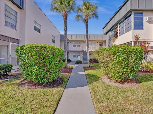 Property Slideshow image 3 of 41 | 298 burgundy g, Delray Beach, FL, 33484