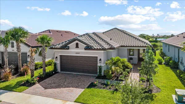Property Slideshow image 2 of 73 | 10027 sw santini rd, Port Saint Lucie, FL, 34987
