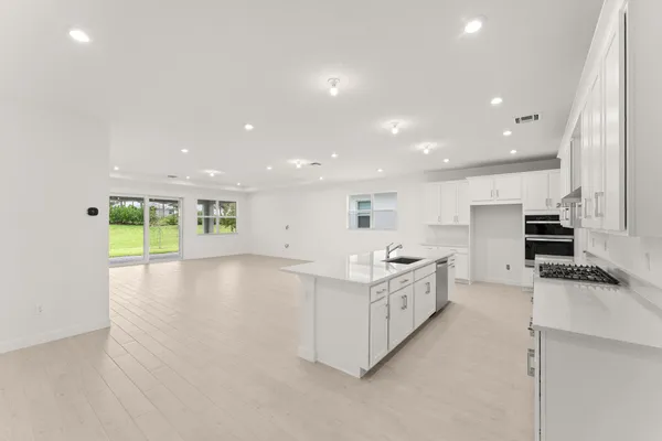 Property Slideshow image 3 of 15 | 10152 sw carnelian st, Port Saint Lucie, FL, 34987