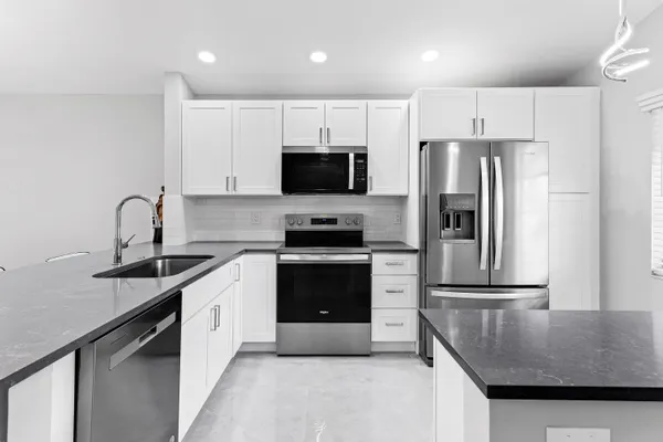 Property Slideshow image 2 of 46 | 6175 kings gate cir, Delray Beach, FL, 33484