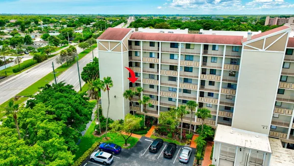 Property Slideshow image 3 of 71 | 14475 strathmore ln 401, Delray Beach, FL, 33446