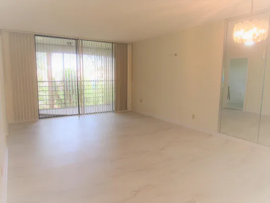 Property Slideshow image 2 of 27 | 4640 lucerne lakes blvd 206, Lake Worth, FL, 33467