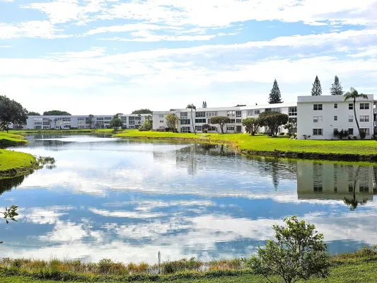 Property Slideshow image 2 of 23 | 265 wellington j, West Palm Beach, FL, 33417