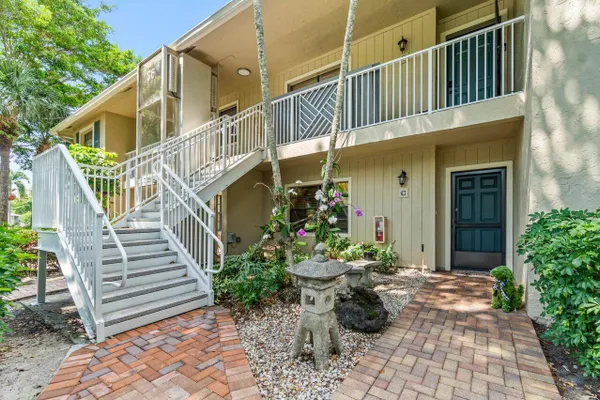 Property Slideshow image 3 of 55 | 36 westgate ln c, Boynton Beach, FL, 33436