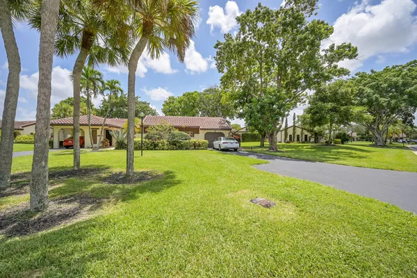 Property Slideshow image 3 of 31 | 21959 arriba real # 22-b, Boca Raton, FL, 33433