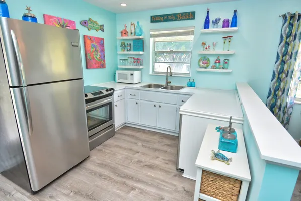 Property Slideshow image 3 of 30 | 1225 nw 21st st 1715, Stuart, FL, 34994