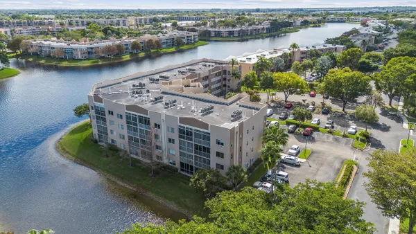 Property Slideshow image 2 of 37 | 7450 trent dr 302, Tamarac, FL, 33321