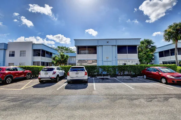 Property Slideshow image 3 of 28 | 418 saxony i, Delray Beach, FL, 33446