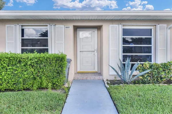 Property Slideshow image 2 of 50 | 8807 bella vista dr # 280, Boca Raton, FL, 33433