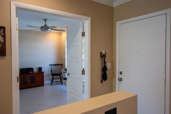 Property Slideshow image 2 of 24 | 8666 bella vista dr # 111, Boca Raton, FL, 33433