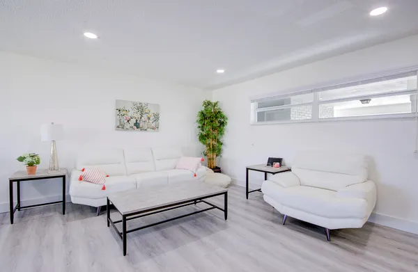 Property Slideshow image 2 of 20 | 11 colonial club dr 302, Boynton Beach, FL, 33435