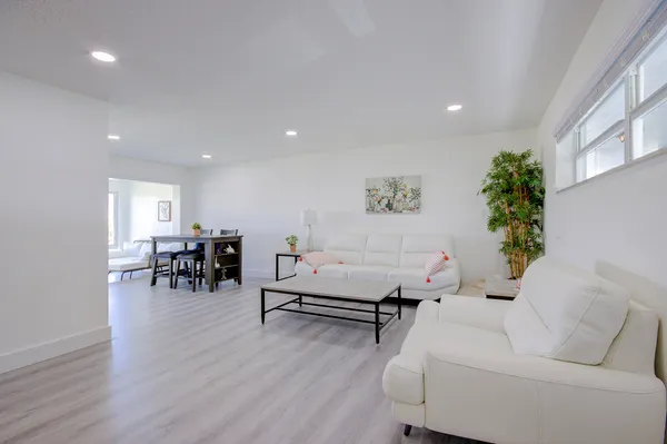 Property Slideshow image 3 of 20 | 11 colonial club dr 302, Boynton Beach, FL, 33435