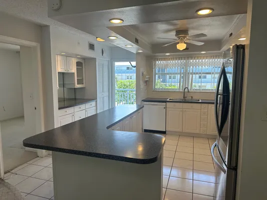 Property Slideshow image 3 of 20 | 2012 s federal hwy 303, Boynton Beach, FL, 33435